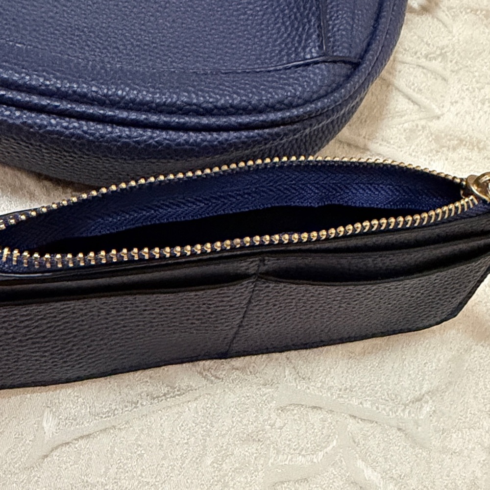 VAN HEUSEN PURSE WITH MATCHING WALLET ADJUSTABLE STRAP NAVY BLUE - Picture 6 of 8